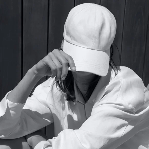 NWT Toteme Logo-Plaque Cotton Baseball Cap Off-white - Picture 7 of 11